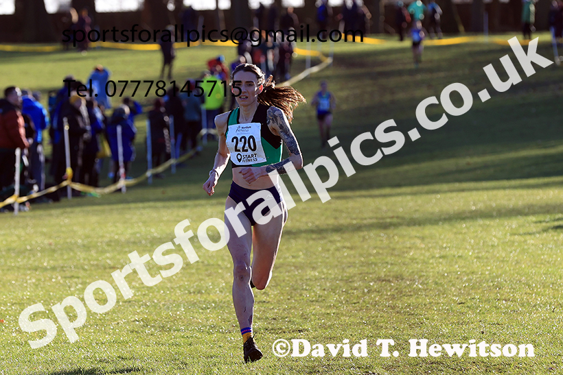 Senior womens 2025 Northern Cross Country Champs, Tatton Park, Knutsford, Cheshire. Photo: David T. Hewitson/Sports for All Pics